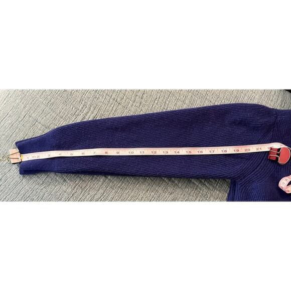 RAW Sweater Small - Picture 5 of 7